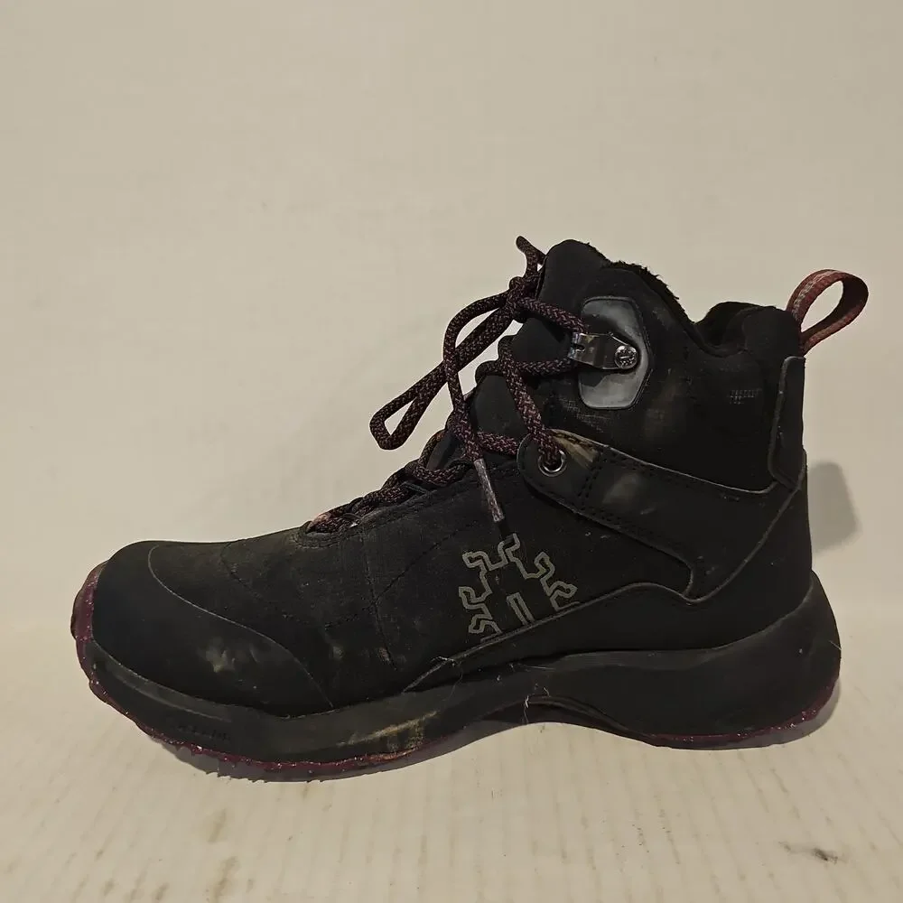 Icebug Pace3 W bugrip GTX Womens 7.5 Black Studded Winter Boots